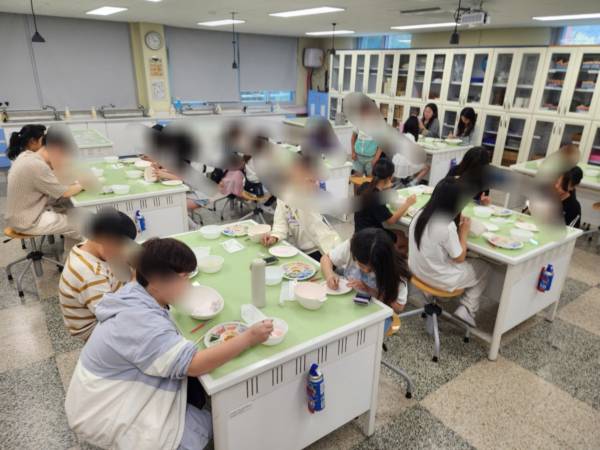 KakaoTalk_20250925_163239392_03.jpg